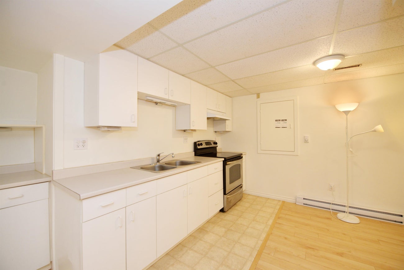 7203 Bridlewood Court - Simon Fraser Univer. Single Family Residence for Sale, 5 Bedrooms (R3069535)# - 19