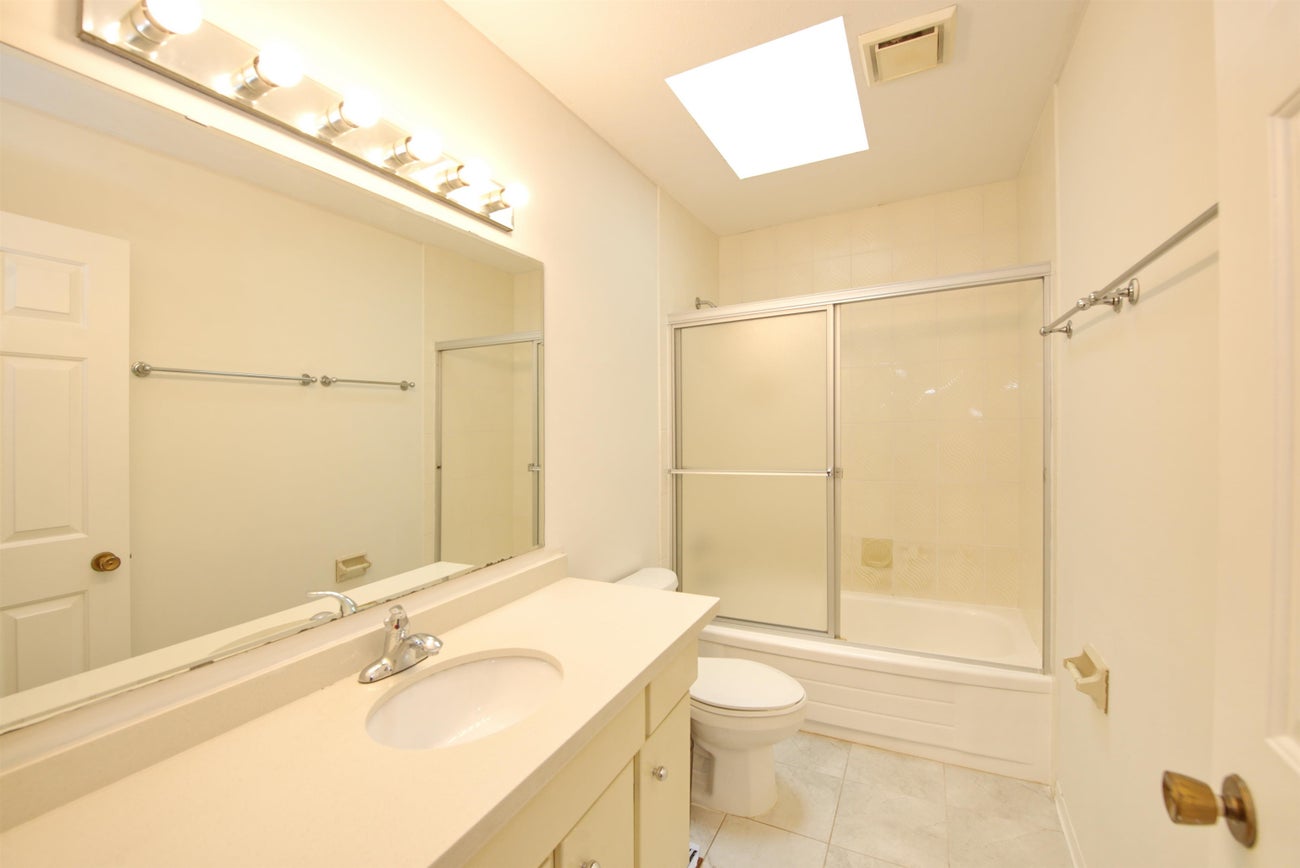 7203 Bridlewood Court - Simon Fraser Univer. Single Family Residence for Sale, 5 Bedrooms (R3069535)# - 31