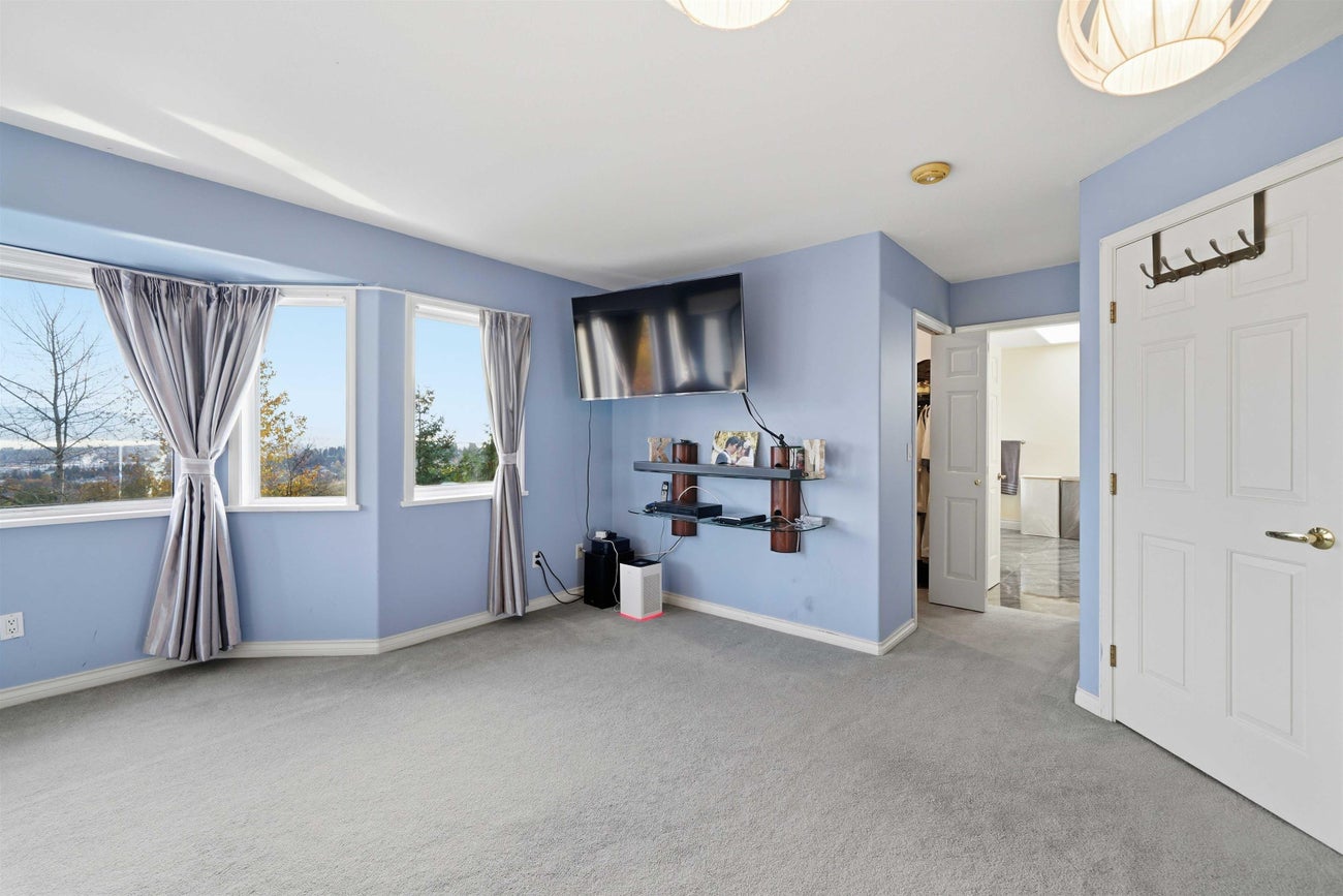 2773 Nadina Drive - Coquitlam East Single Family Residence for Sale, 5 Bedrooms (R3069636)# - 18