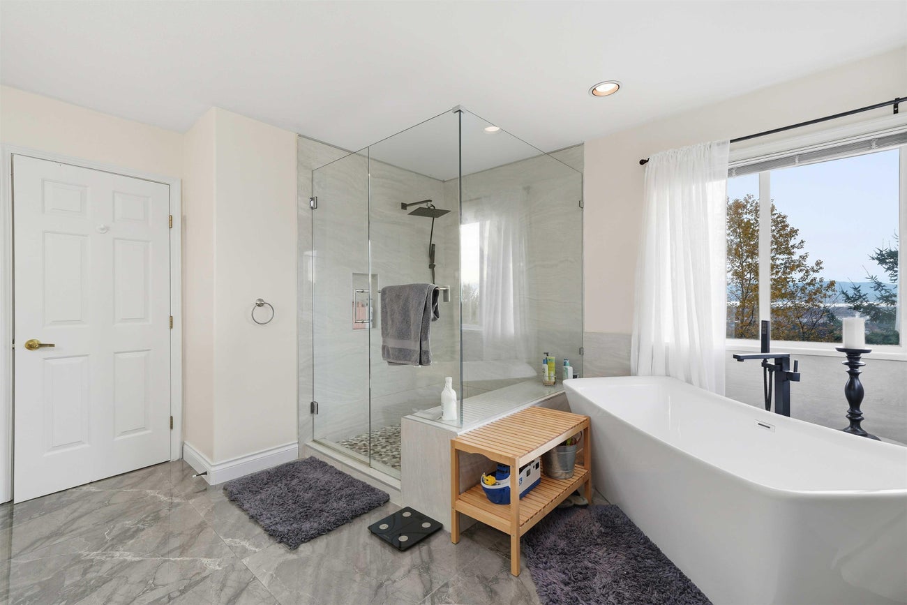 2773 Nadina Drive - Coquitlam East Single Family Residence for Sale, 5 Bedrooms (R3069636)# - 20