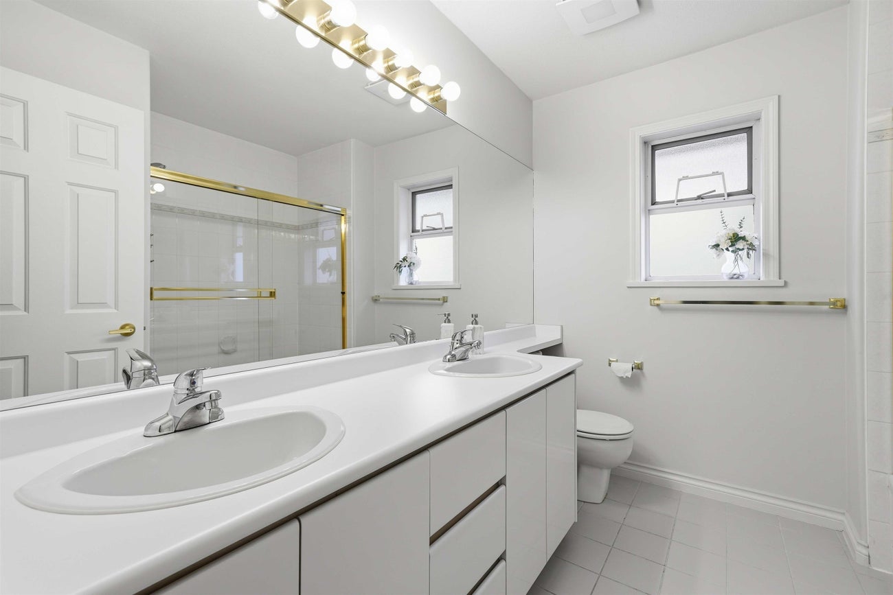 2773 Nadina Drive - Coquitlam East Single Family Residence for Sale, 5 Bedrooms (R3069636)# - 24