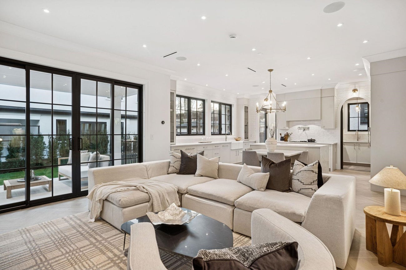 3970 Eton Street - Vancouver Heights Single Family Residence for Sale, 7 Bedrooms (R3069664)# - 16