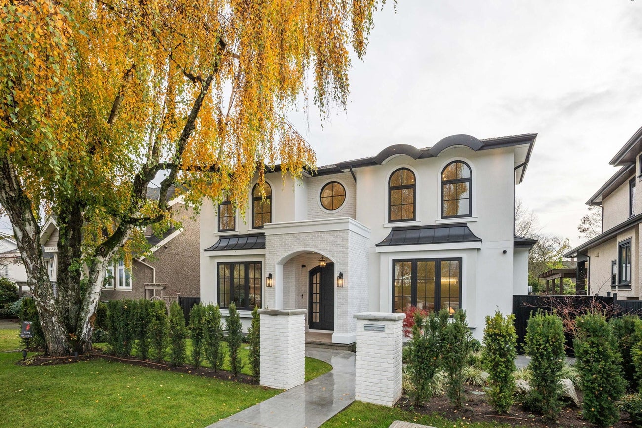 3970 Eton Street - Vancouver Heights Single Family Residence for Sale, 7 Bedrooms (R3069664)# - 1