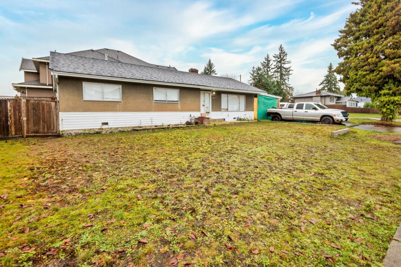 740 Porter Street - Central Coquitlam Single Family Residence for Sale, 3 Bedrooms (R3069734)# - 6