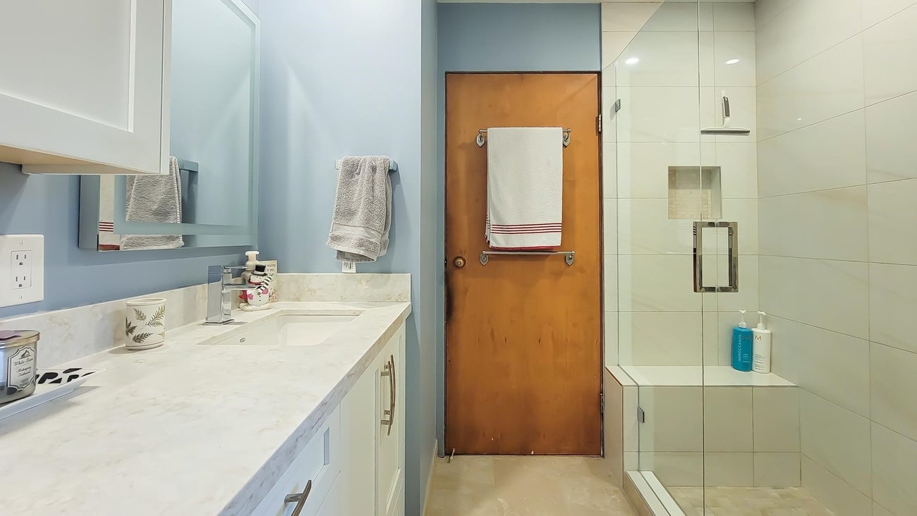 418 Walker Street - Coquitlam West Single Family Residence for Sale, 5 Bedrooms (R3069852)# - 22