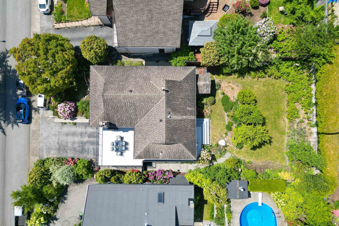 2527 Arundel Lane - Coquitlam East Single Family Residence for Sale, 4 Bedrooms (R3070022)# - 33