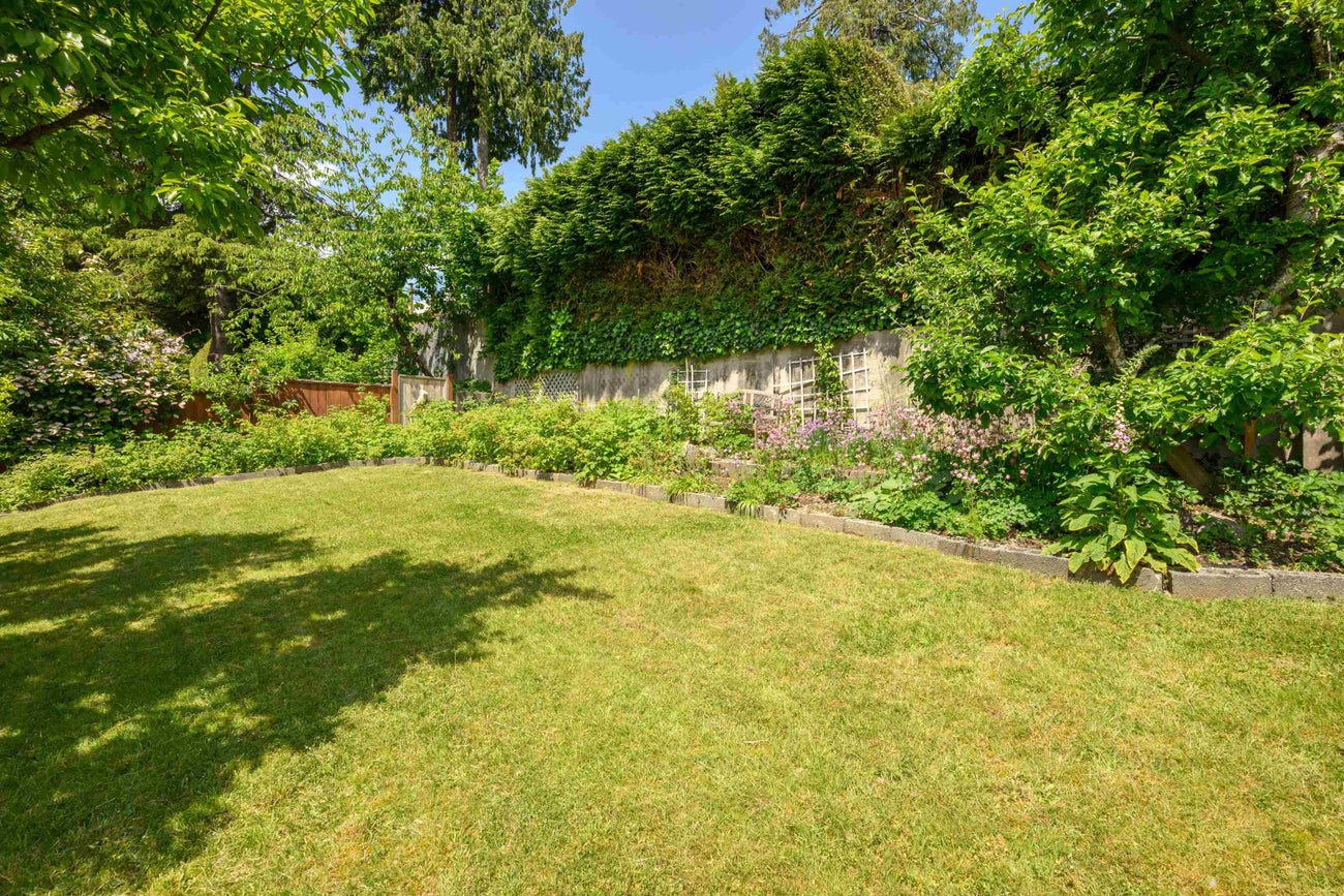 2527 Arundel Lane - Coquitlam East Single Family Residence for Sale, 4 Bedrooms (R3070022)# - 3