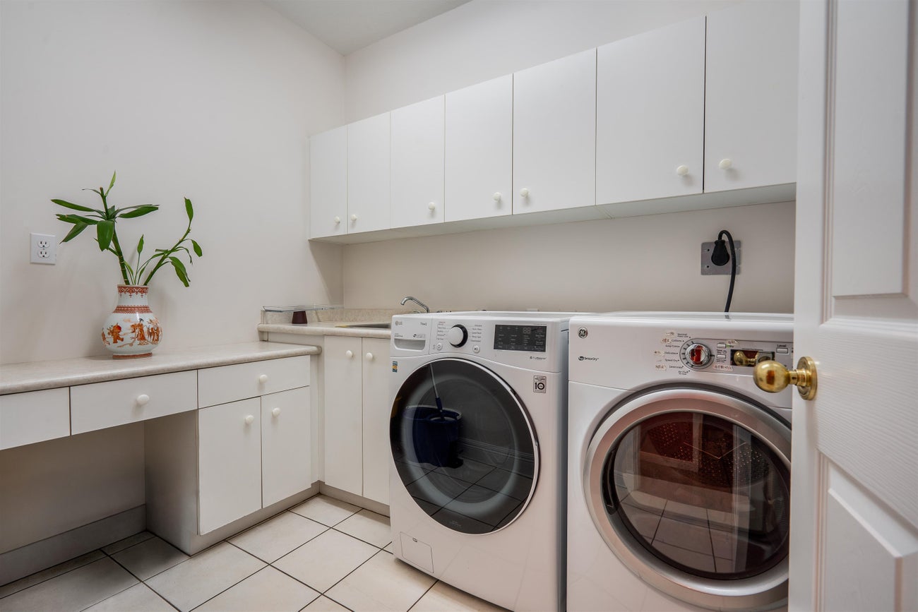 2768 Southcrest Drive - Montecito Single Family Residence for Sale, 7 Bedrooms (R3070047)# - 17