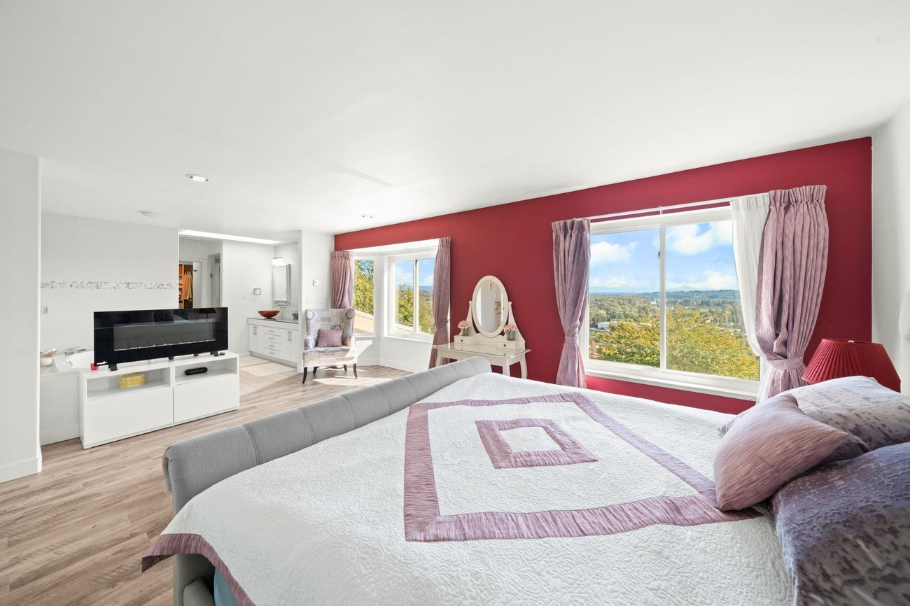 2258 Sorrento Drive - Coquitlam East Single Family Residence for Sale, 6 Bedrooms (R3070195)# - 20