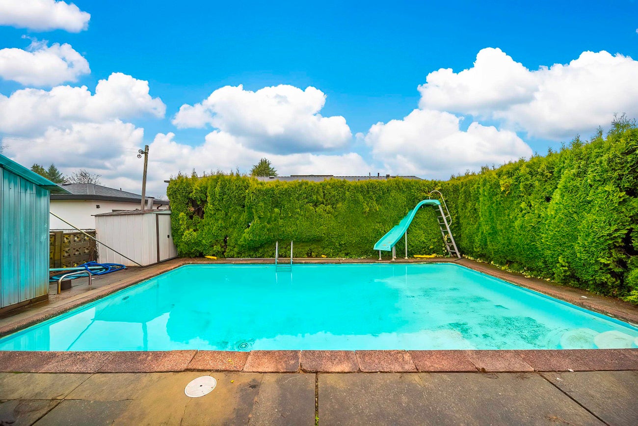 951 Everett Crescent - Sperling-Duthie Single Family Residence for Sale, 5 Bedrooms (R3070402)# - 30