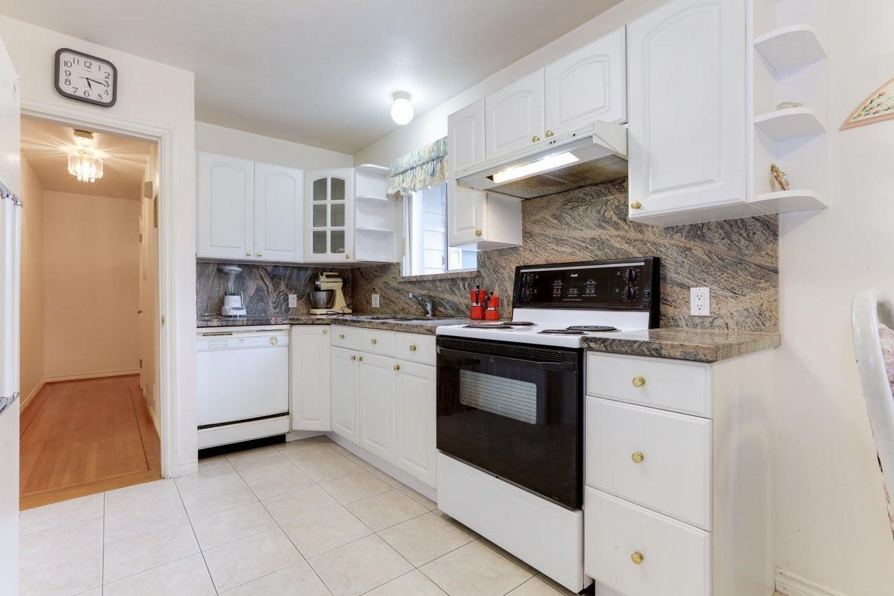 7765 Government Road - Government Road Single Family Residence for Sale, 4 Bedrooms (R3071219)# - 15