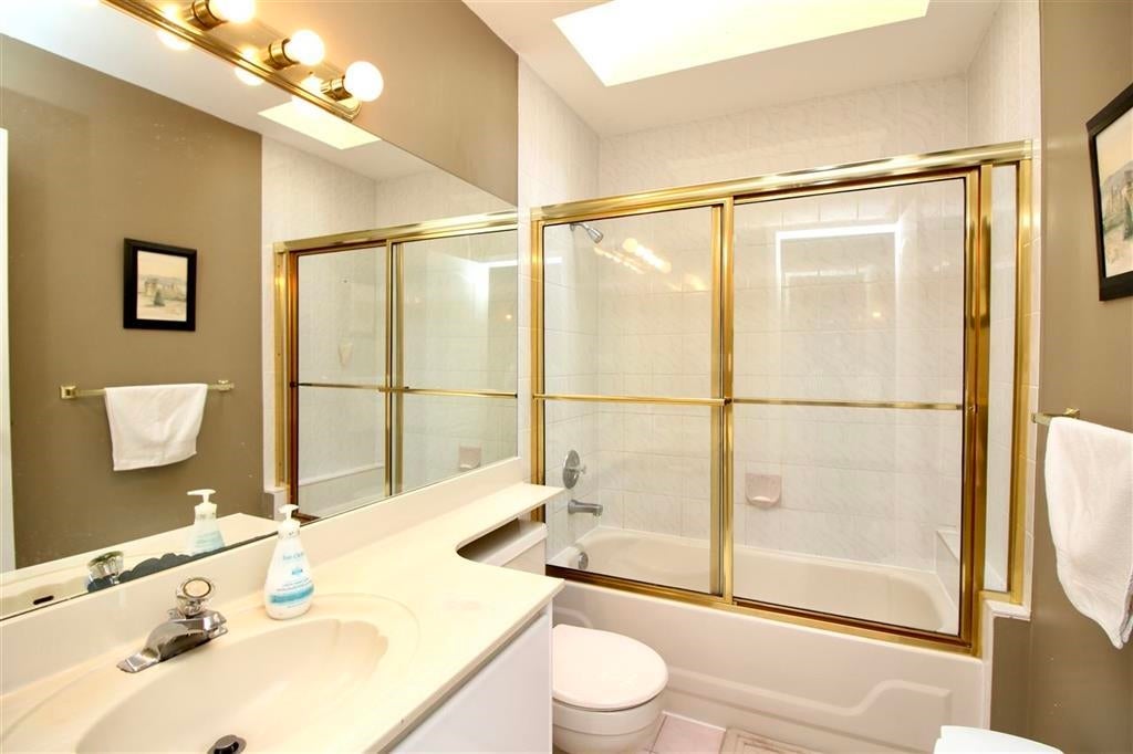 6628 Kitchener Street - Sperling-Duthie Single Family Residence for Sale, 9 Bedrooms (R3071340)# - 17