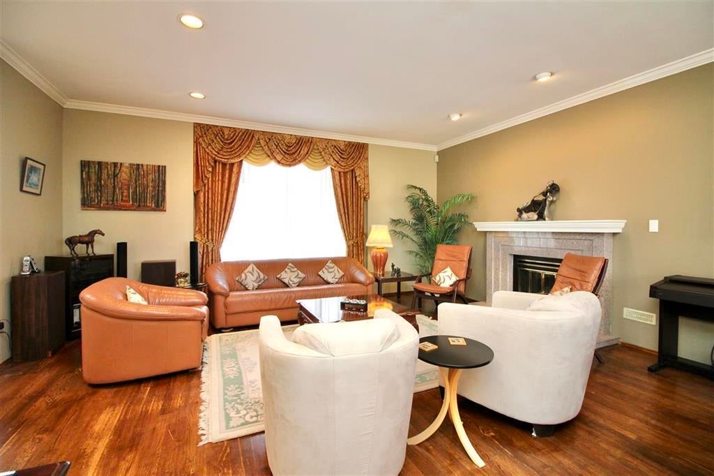 6628 Kitchener Street - Sperling-Duthie Single Family Residence for Sale, 9 Bedrooms (R3071340)# - 3