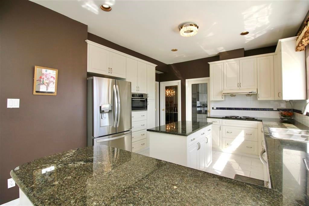 6628 Kitchener Street - Sperling-Duthie Single Family Residence for Sale, 9 Bedrooms (R3071340)# - 6