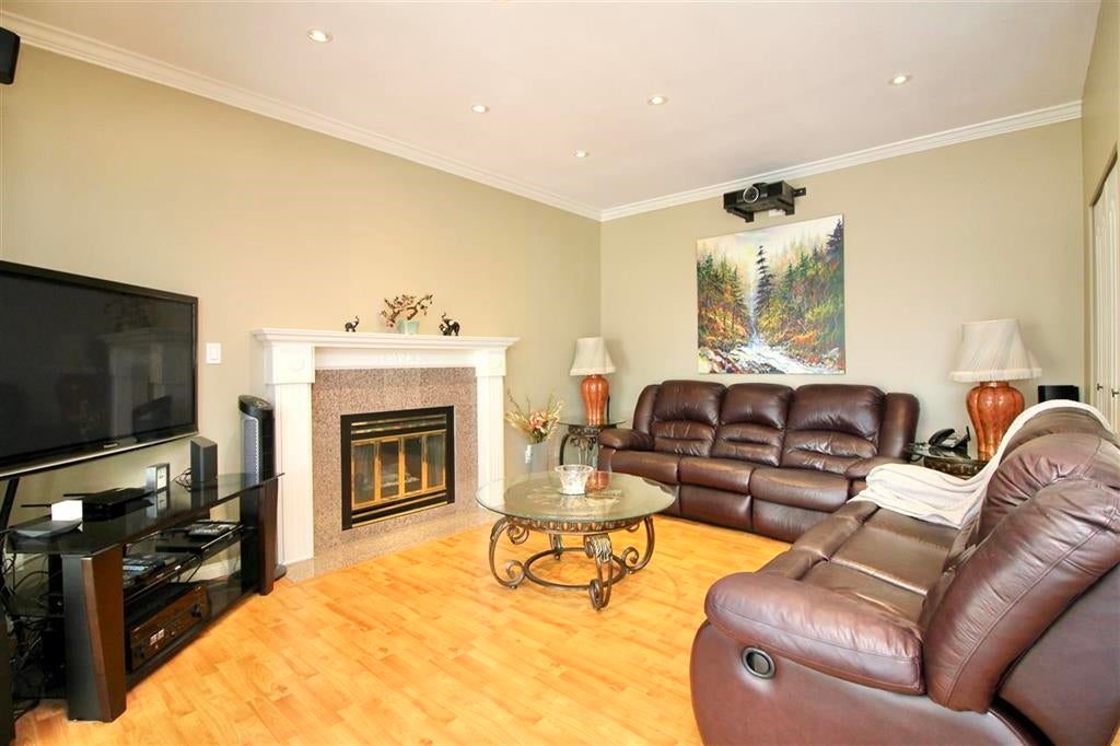 6628 Kitchener Street - Sperling-Duthie Single Family Residence for Sale, 9 Bedrooms (R3071340)# - 8