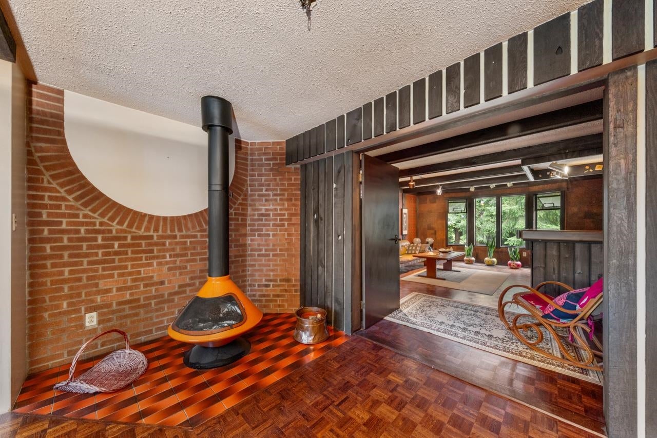 674 Blue Mountain Street - Coquitlam West Single Family Residence for Sale, 3 Bedrooms (R3071908)# - 7