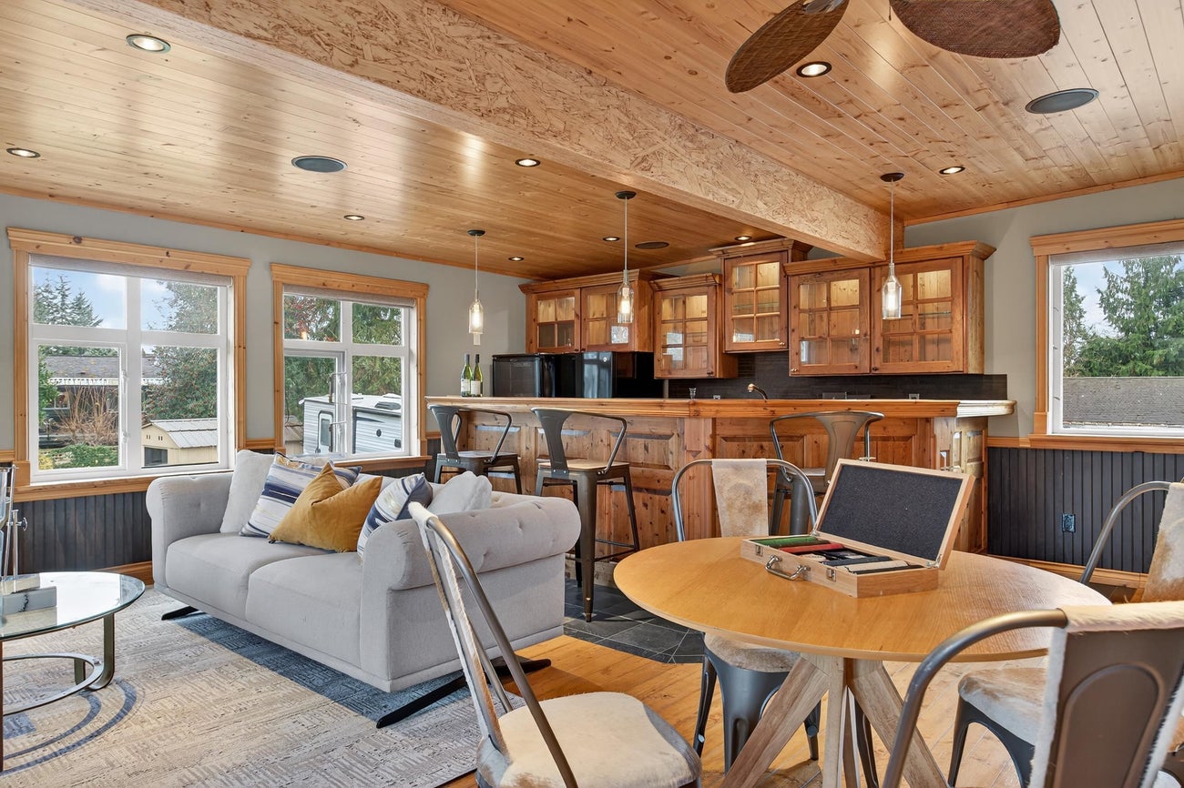 707 Newport Street - Central Coquitlam Single Family Residence for Sale, 5 Bedrooms (R3071958)# - 15