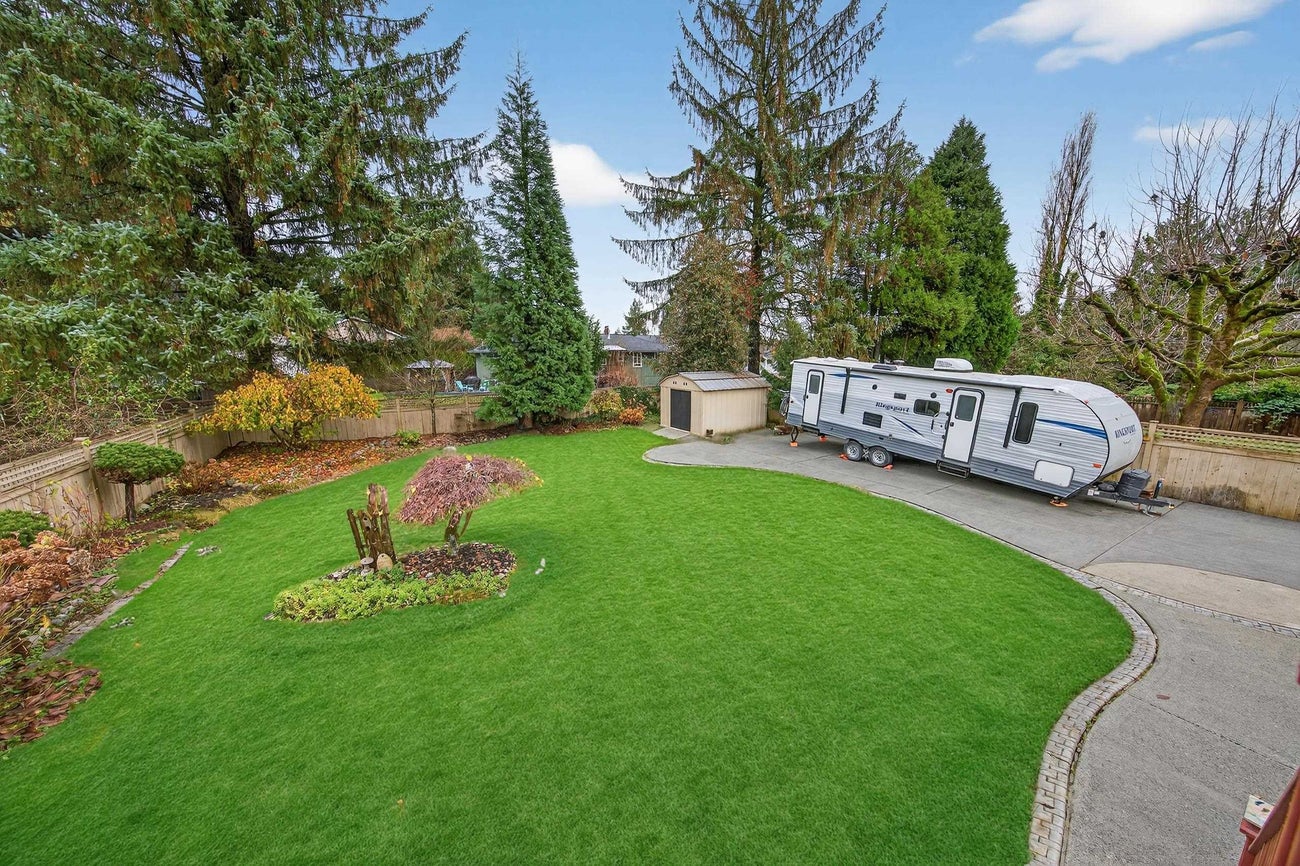 707 Newport Street - Central Coquitlam Single Family Residence for Sale, 5 Bedrooms (R3071958)# - 30