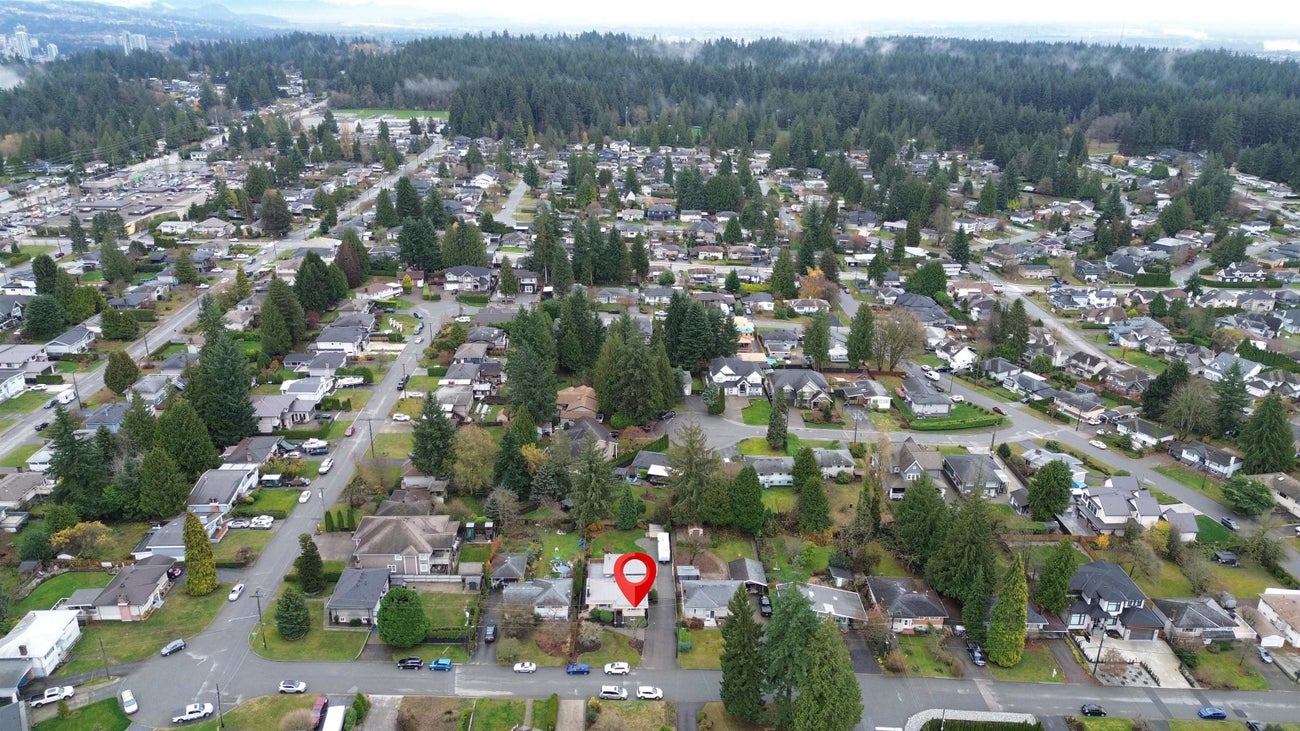 707 Newport Street - Central Coquitlam Single Family Residence for Sale, 5 Bedrooms (R3071958)# - 37