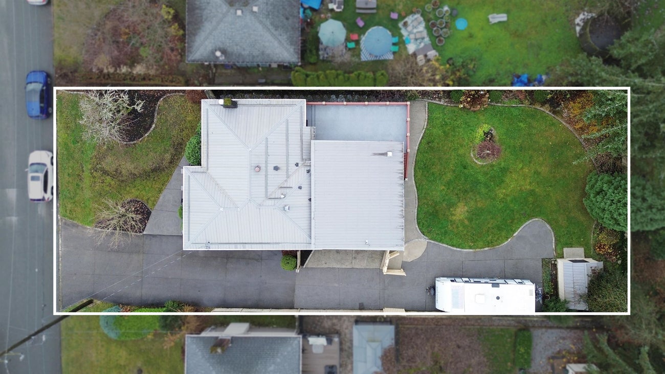 707 Newport Street - Central Coquitlam Single Family Residence for Sale, 5 Bedrooms (R3071958)# - 39