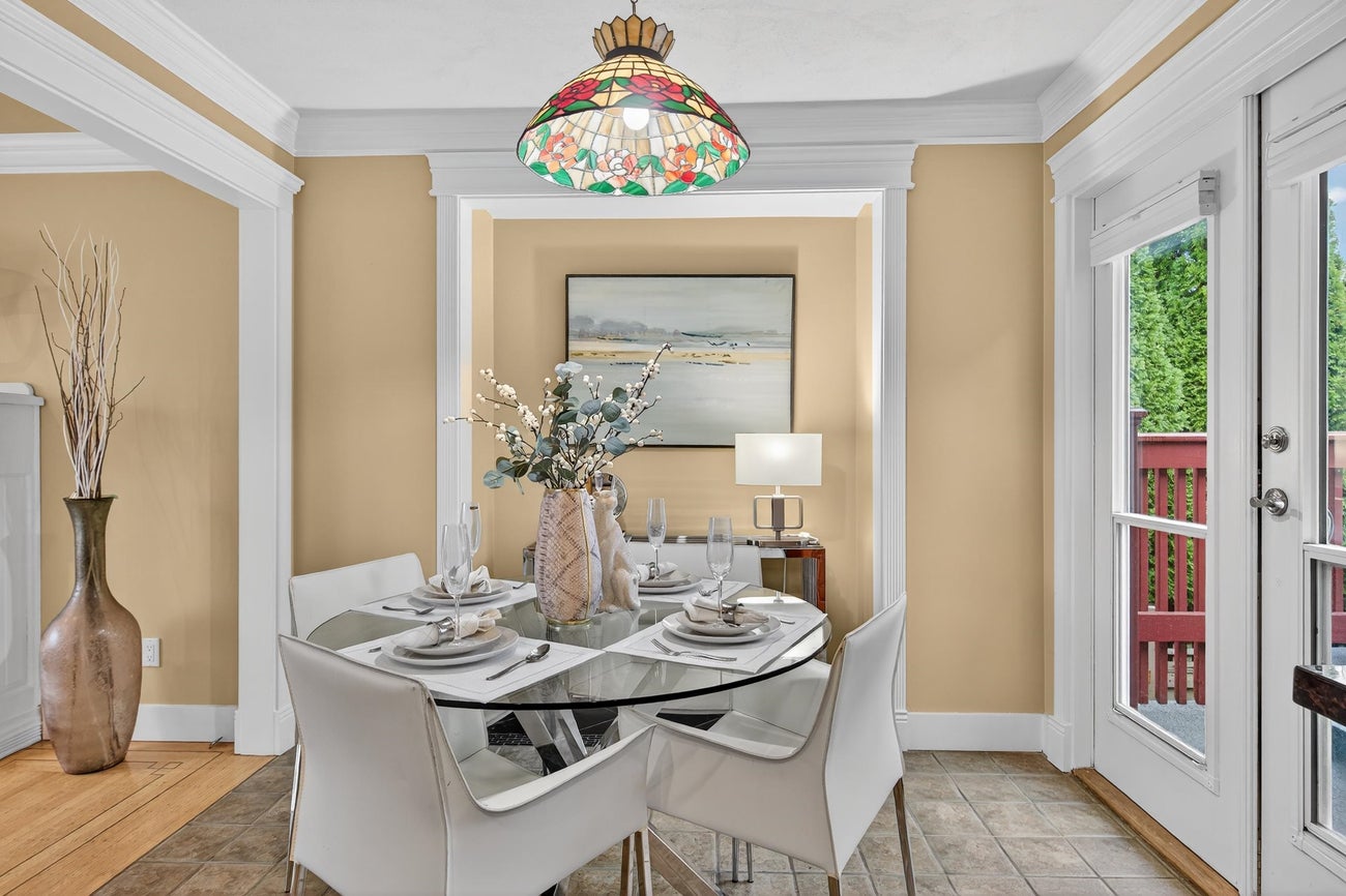 707 Newport Street - Central Coquitlam Single Family Residence for Sale, 5 Bedrooms (R3071958)# - 6