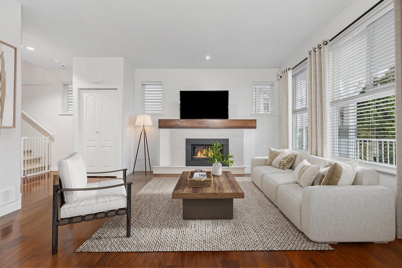 2 - 312 Casey Street - Maillardville Single Family Residence for Sale, 3 Bedrooms (R3072226)# - 3