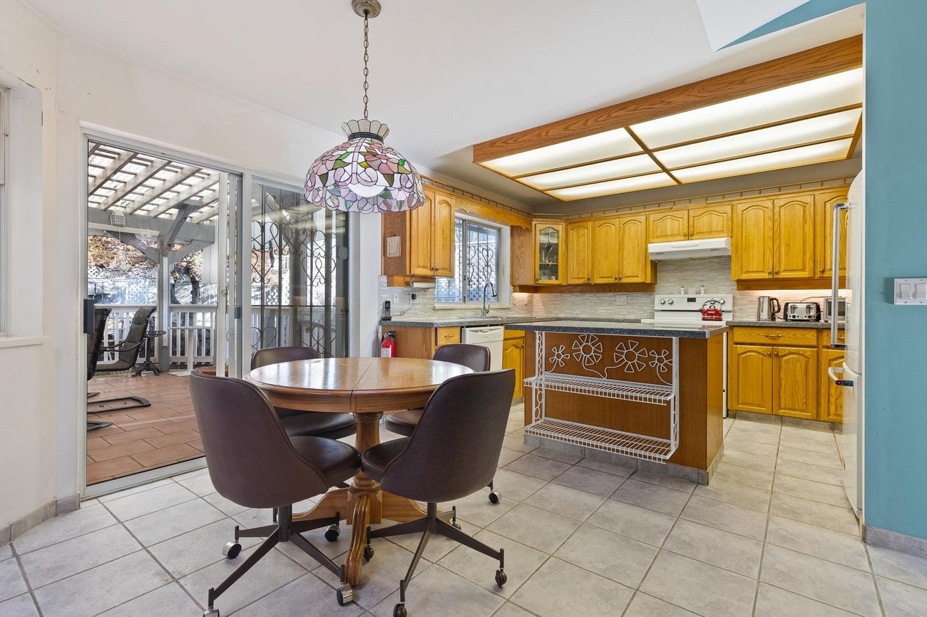 2235 Leclair Drive - Coquitlam East Single Family Residence for Sale, 4 Bedrooms (R3072881)# - 14