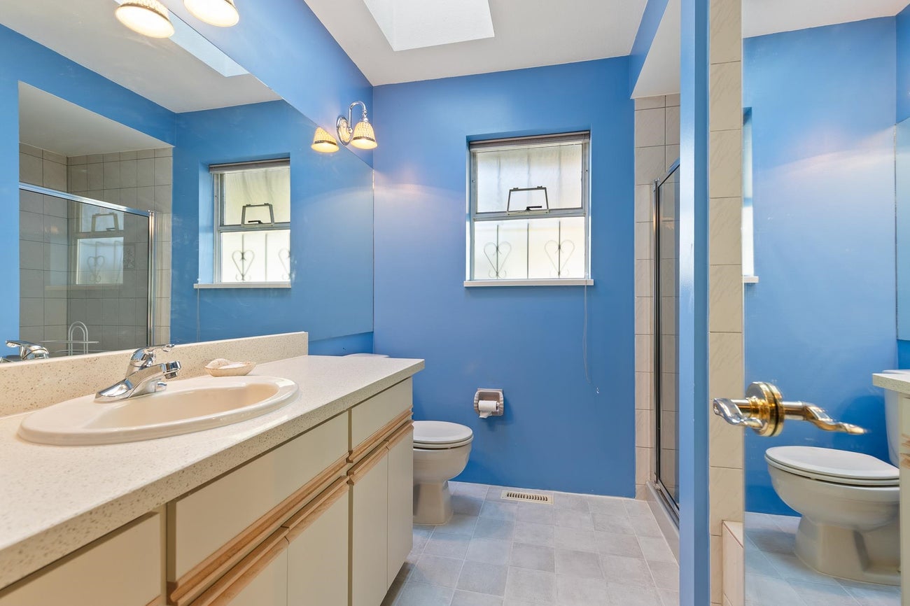 2235 Leclair Drive - Coquitlam East Single Family Residence for Sale, 4 Bedrooms (R3072881)# - 21