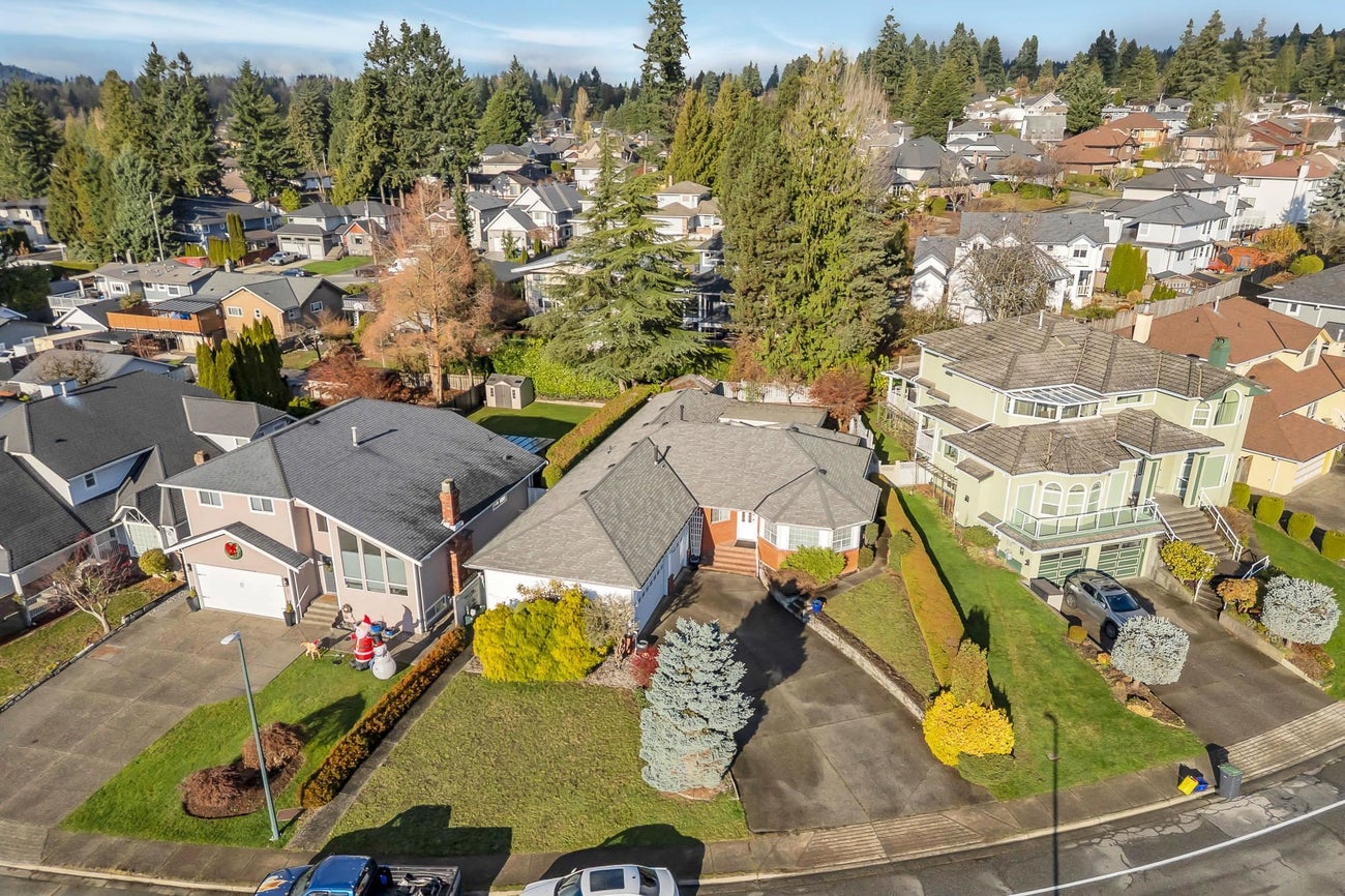 2235 Leclair Drive - Coquitlam East Single Family Residence for Sale, 4 Bedrooms (R3072881)# - 6