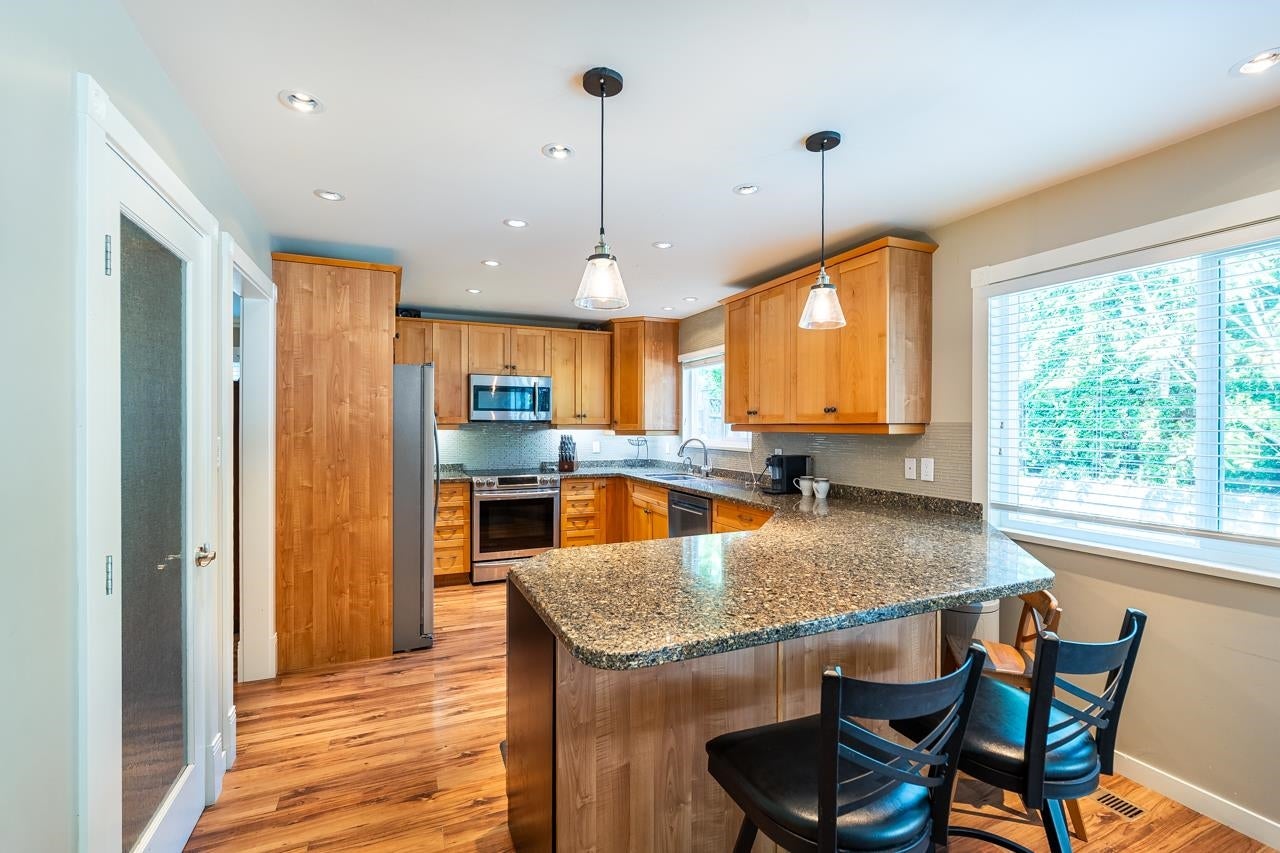 2419 Oranda Avenue - Central Coquitlam Single Family Residence for Sale, 4 Bedrooms (R3073581)# - 11