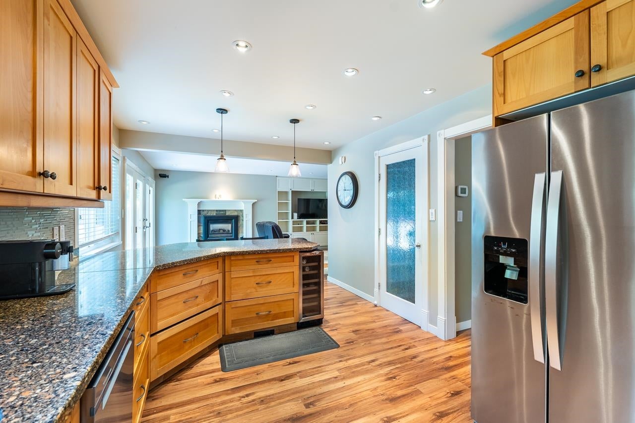 2419 Oranda Avenue - Central Coquitlam Single Family Residence for Sale, 4 Bedrooms (R3073581)# - 15