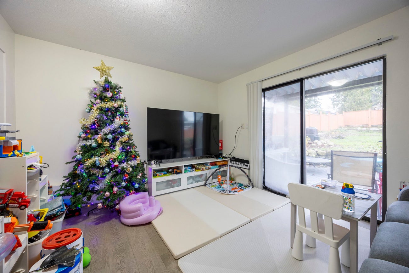 387 Mundy Street - Central Coquitlam Single Family Residence for Sale, 4 Bedrooms (R3074431)# - 13