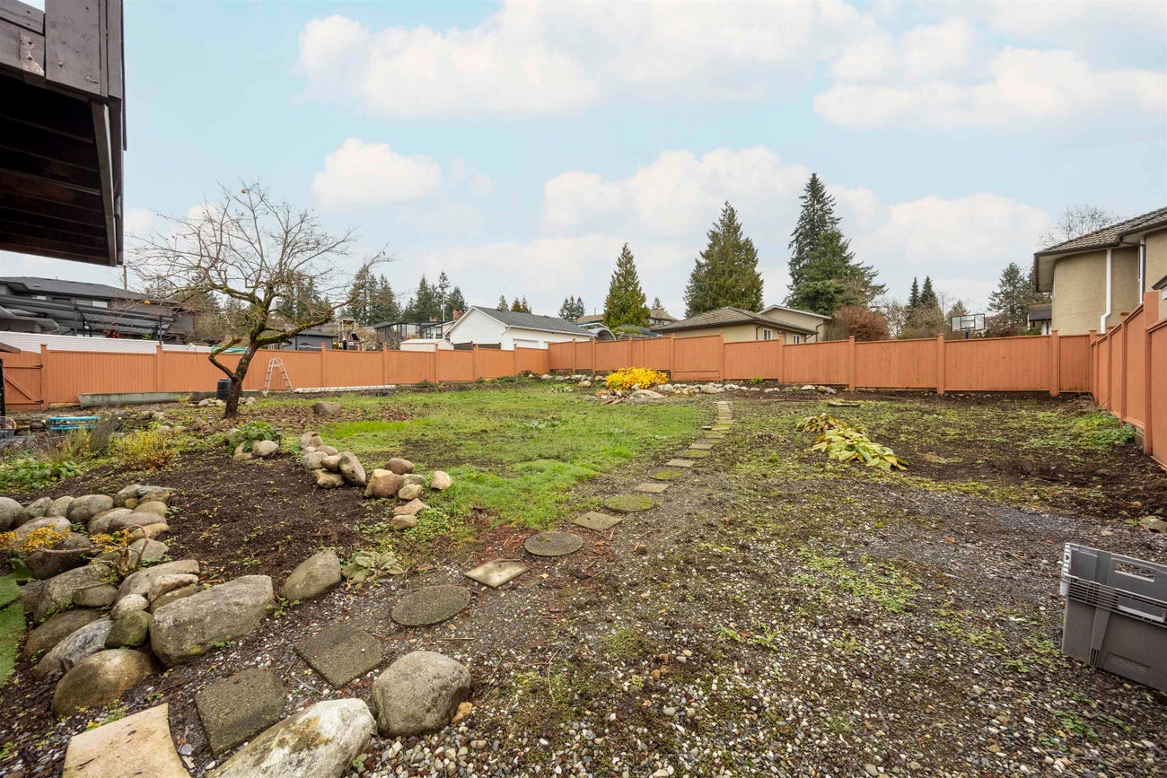 387 Mundy Street - Central Coquitlam Single Family Residence for Sale, 4 Bedrooms (R3074431)# - 5