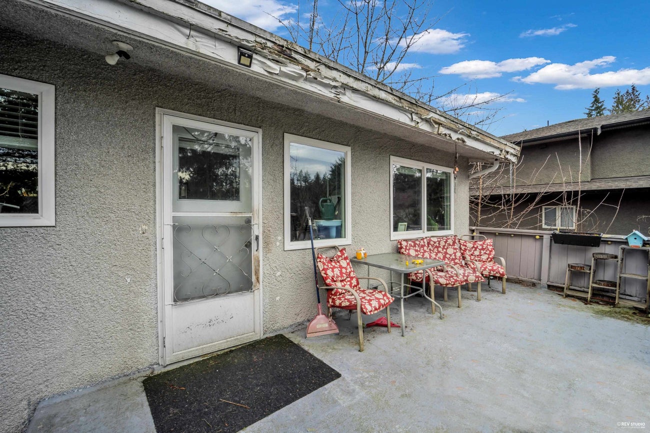 673 Lowell Court - Central Coquitlam Single Family Residence for Sale, 4 Bedrooms (R3075148)# - 25