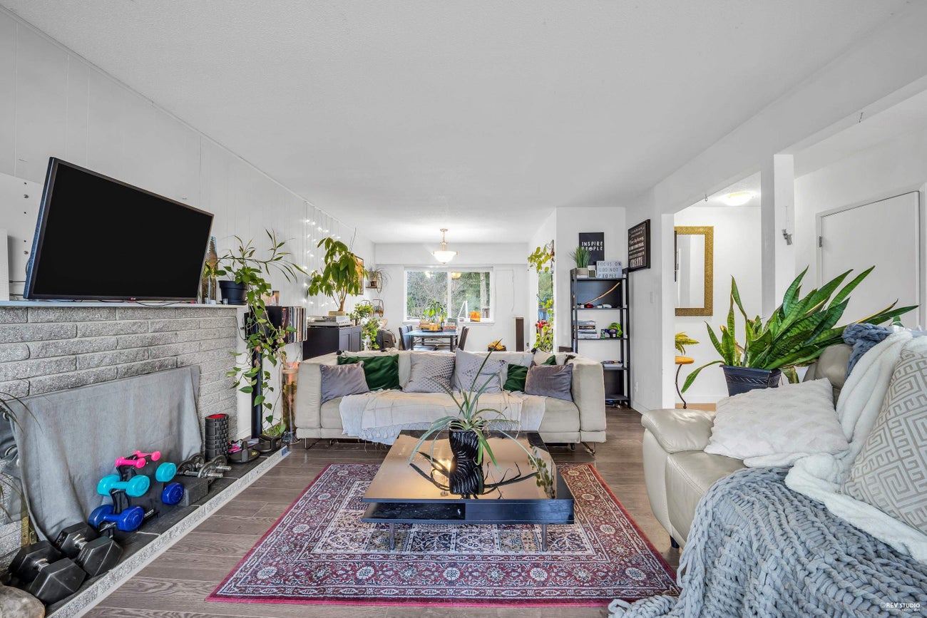 673 Lowell Court - Central Coquitlam Single Family Residence for Sale, 4 Bedrooms (R3075148)# - 7