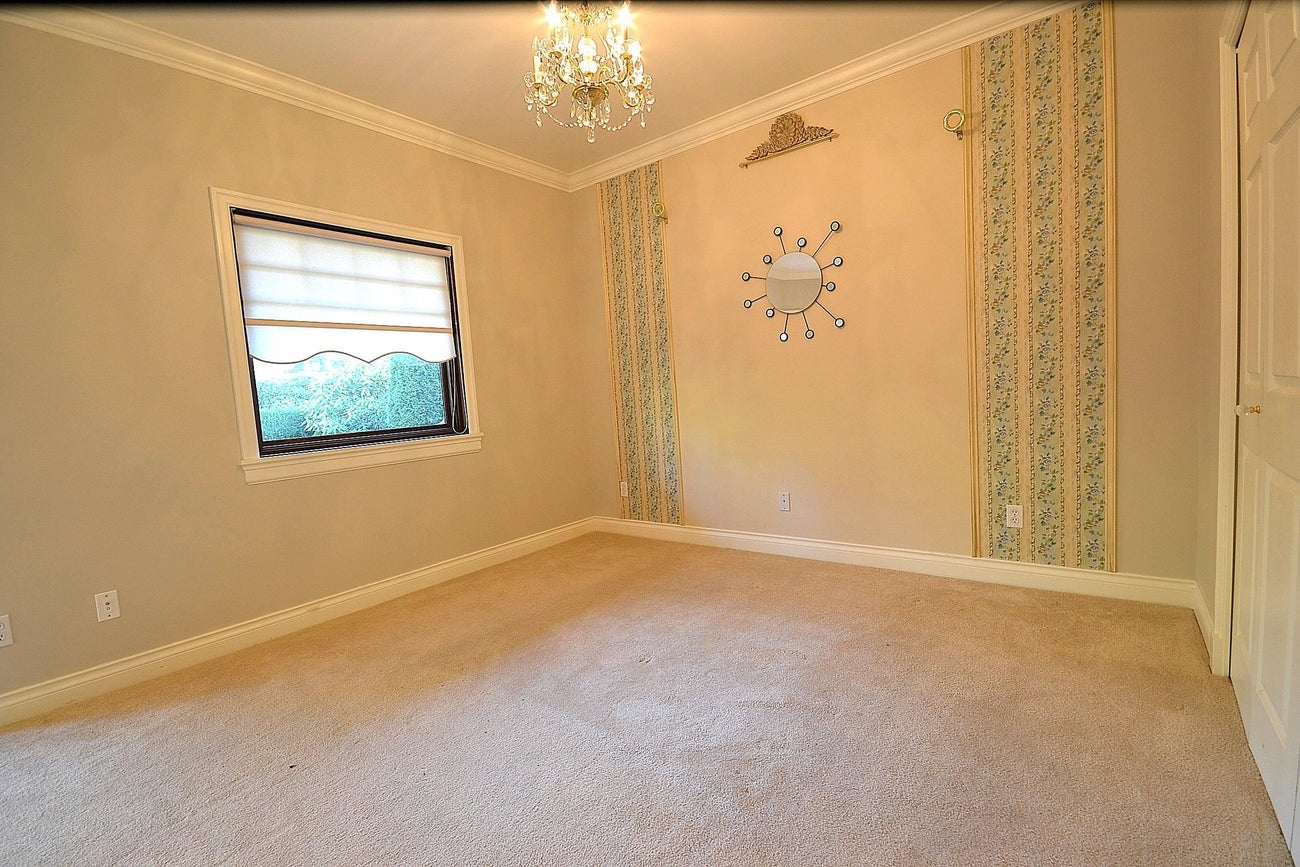 610 Robinson Street - Coquitlam West Single Family Residence for Sale, 6 Bedrooms (R3075266)# - 10