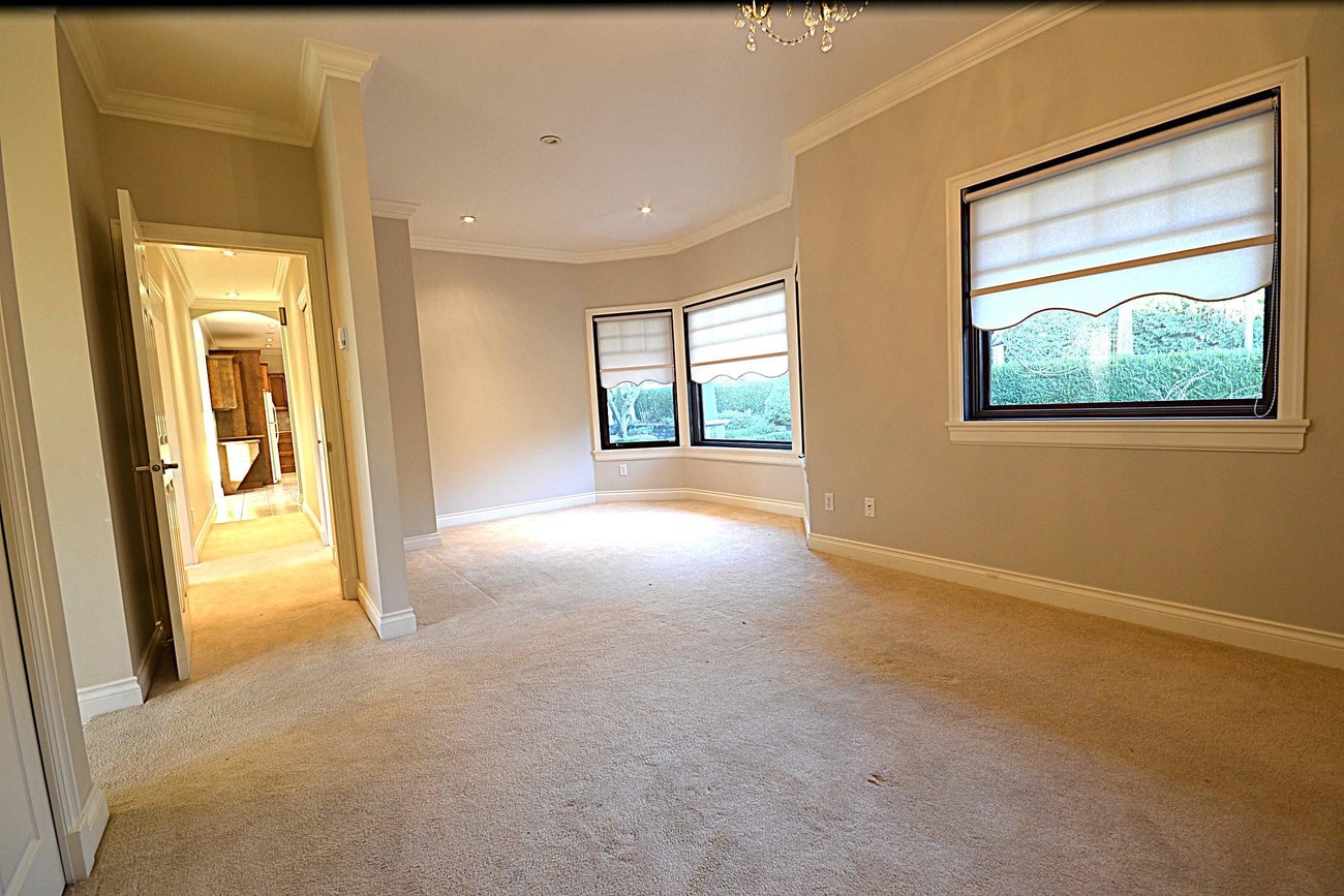 610 Robinson Street - Coquitlam West Single Family Residence for Sale, 6 Bedrooms (R3075266)# - 11