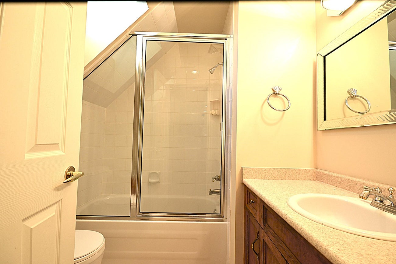 610 Robinson Street - Coquitlam West Single Family Residence for Sale, 6 Bedrooms (R3075266)# - 24