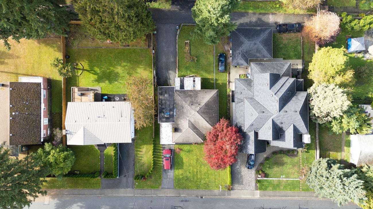 654 Linton Street - Central Coquitlam Single Family Residence for Sale, 5 Bedrooms (R3075397)# - 16