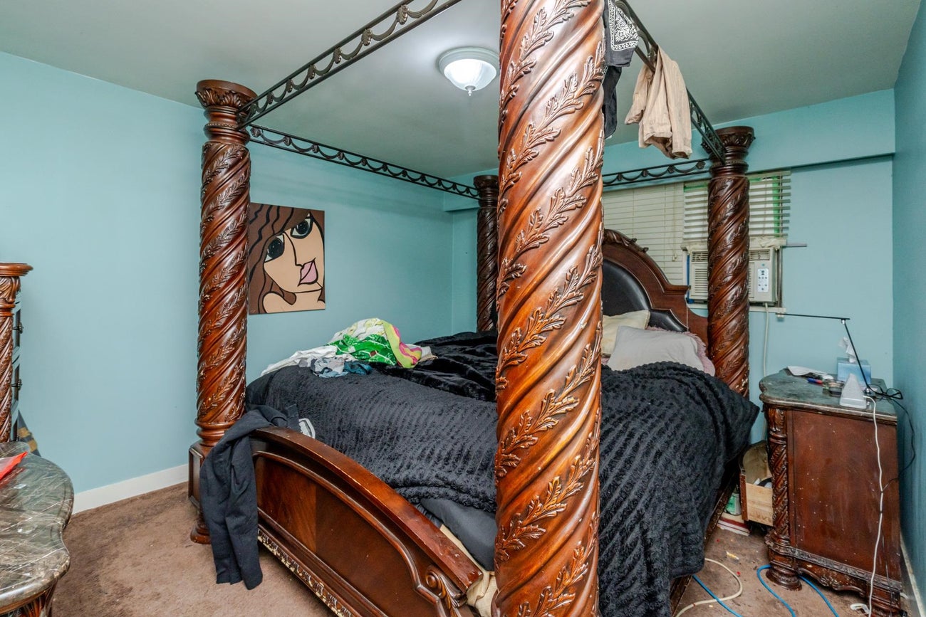 654 Linton Street - Central Coquitlam Single Family Residence for Sale, 5 Bedrooms (R3075397)# - 26