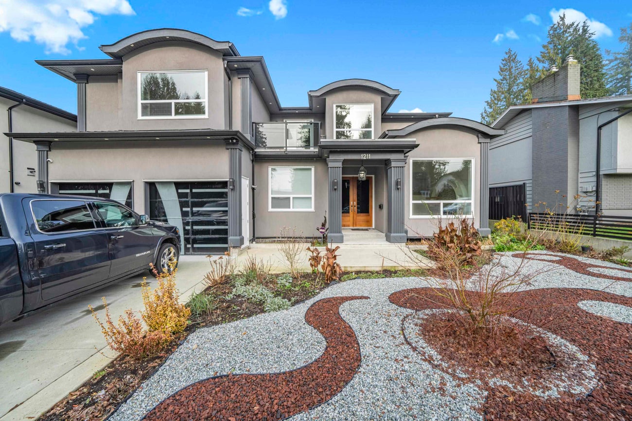 1211 Foster Avenue - Central Coquitlam Single Family Residence for Sale, 8 Bedrooms (R3075549)# - 1