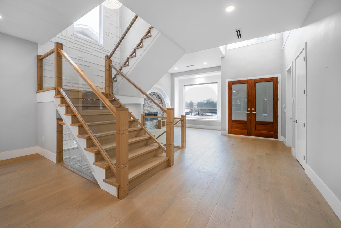 1211 Foster Avenue - Central Coquitlam Single Family Residence for Sale, 8 Bedrooms (R3075549)# - 20