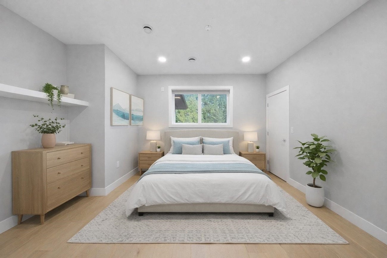 1211 Foster Avenue - Central Coquitlam Single Family Residence for Sale, 8 Bedrooms (R3075549)# - 7