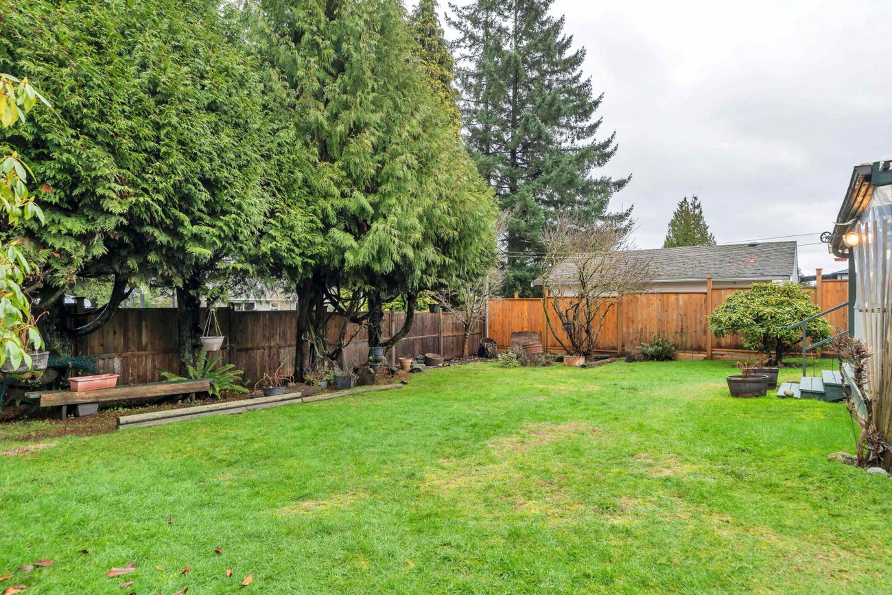 1639 Eden Avenue - Central Coquitlam Single Family Residence for Sale, 3 Bedrooms (R3075567)# - 12