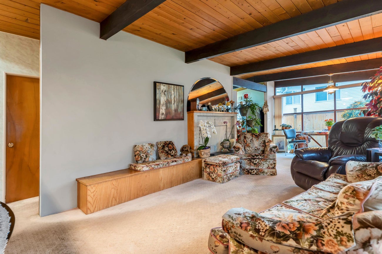 1639 Eden Avenue - Central Coquitlam Single Family Residence for Sale, 3 Bedrooms (R3075567)# - 16