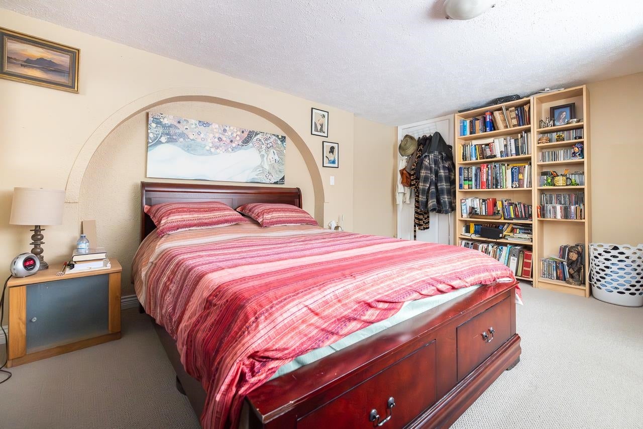 432 Riverview Crescent - Coquitlam East Single Family Residence for Sale, 6 Bedrooms (R3075793)# - 30