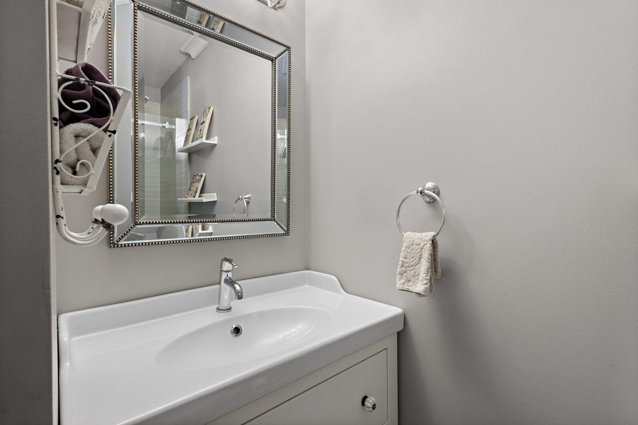 629 Thompson Avenue - Coquitlam West Single Family Residence for Sale, 6 Bedrooms (R3075858)# - 19