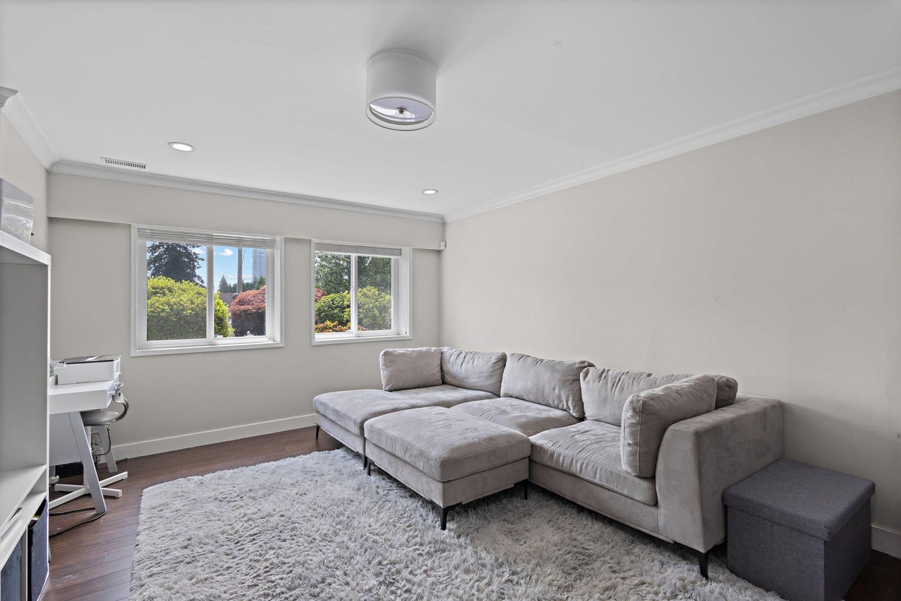 629 Thompson Avenue - Coquitlam West Single Family Residence for Sale, 6 Bedrooms (R3075858)# - 23