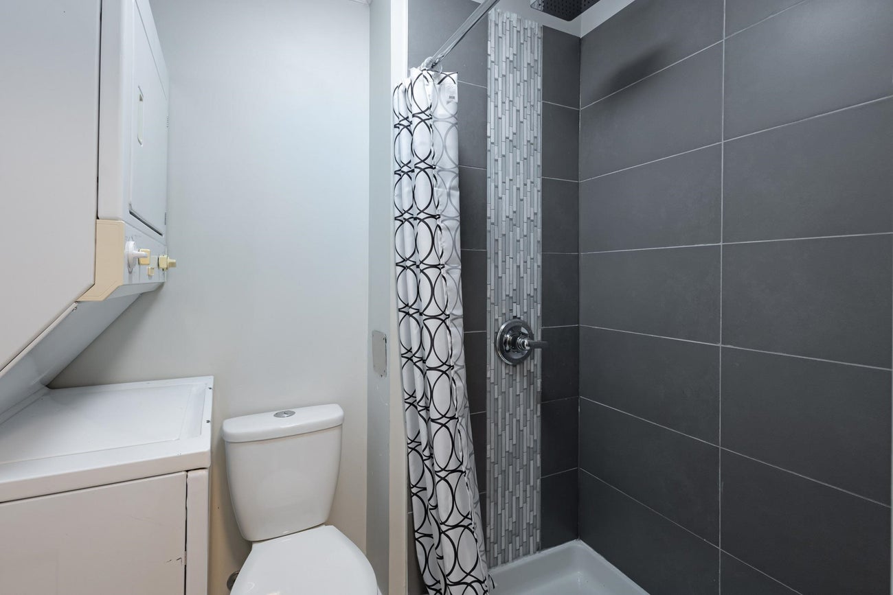 629 Thompson Avenue - Coquitlam West Single Family Residence for Sale, 6 Bedrooms (R3075858)# - 28