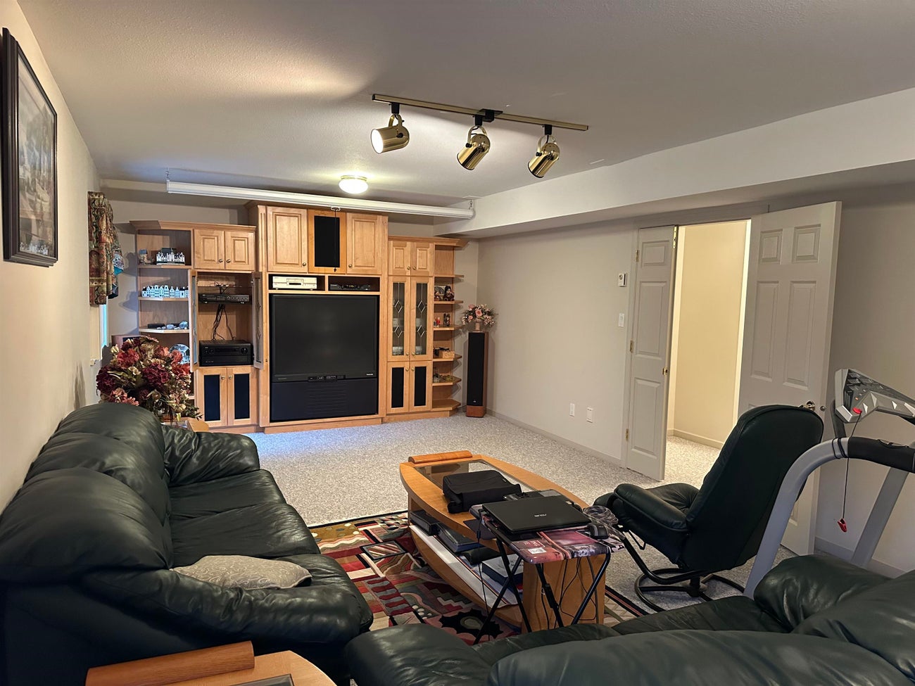 2777 Nadina Drive - Coquitlam East Single Family Residence for Sale, 5 Bedrooms (R3076352)# - 18